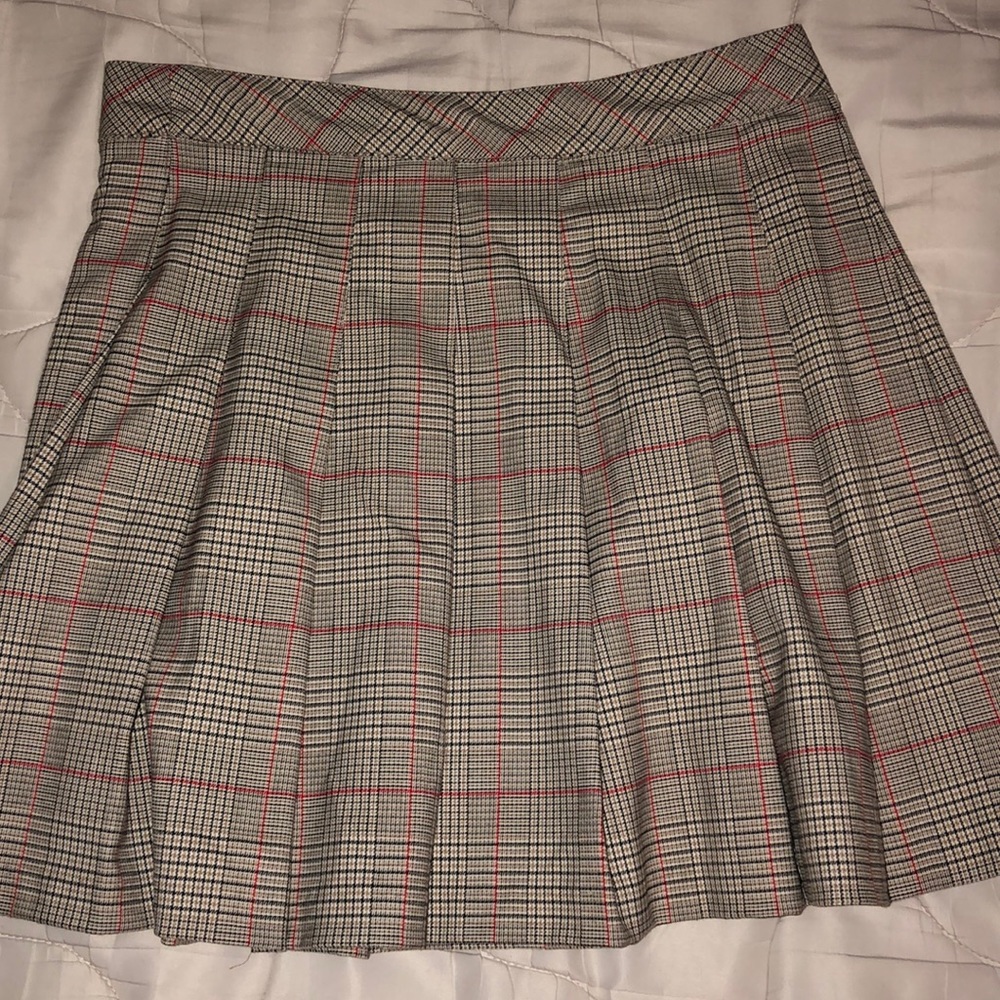 DIVIDED H&M PLAID SKIRT